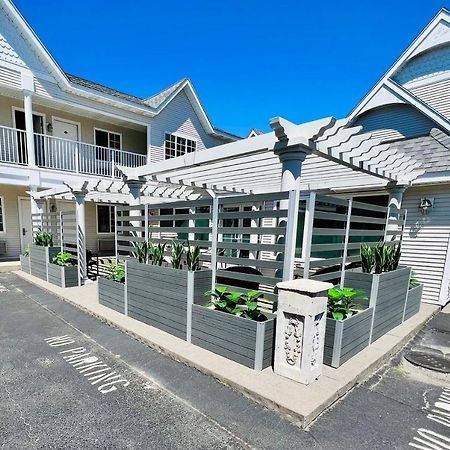 Court Plaza Inn & Suites Of Mackinaw Mackinaw City Buitenkant foto