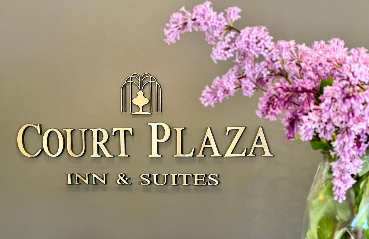Court Plaza Inn & Suites Of Mackinaw Mackinaw City Buitenkant foto