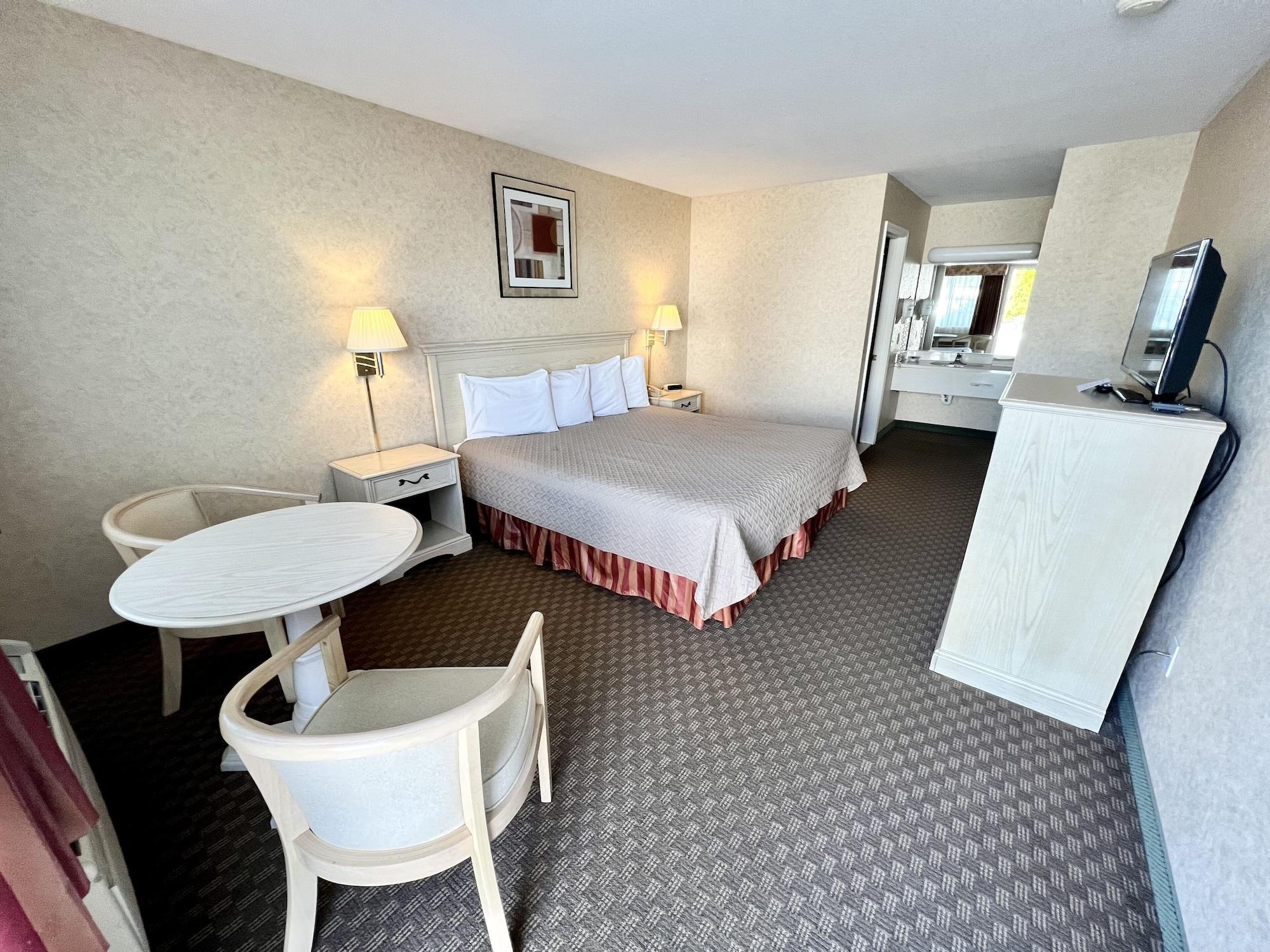 Court Plaza Inn & Suites Of Mackinaw Mackinaw City Buitenkant foto